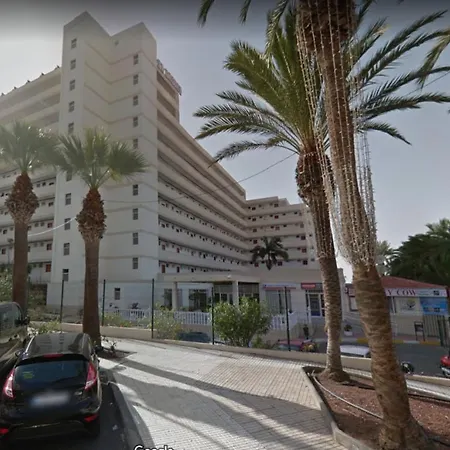 Golden In Playa Americas Daire